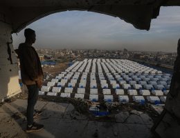 Newly erected tents in al-Zeitoun neighborhood in Gaza City, February 18, 2025. (Photo: Omar Ashtawy/APA Images)