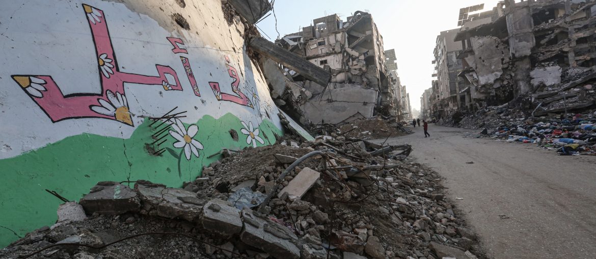 Rubble of destroyed buildings in the al-Rimal neighborhood of Gaza City, January 30, 2025. (Photo: Omar Ashtawy/APA Images)
