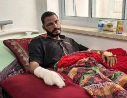 Hassan Eslayeh in Nasser Hospital after his attempted assassination by the Israeli army. (Photo: Social Media)