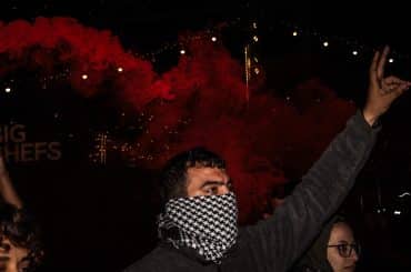 Activists protest in front of SOCAR’s Istanbul office, on October 7, 2025. (Photo: Thousand Youth for Palestine)