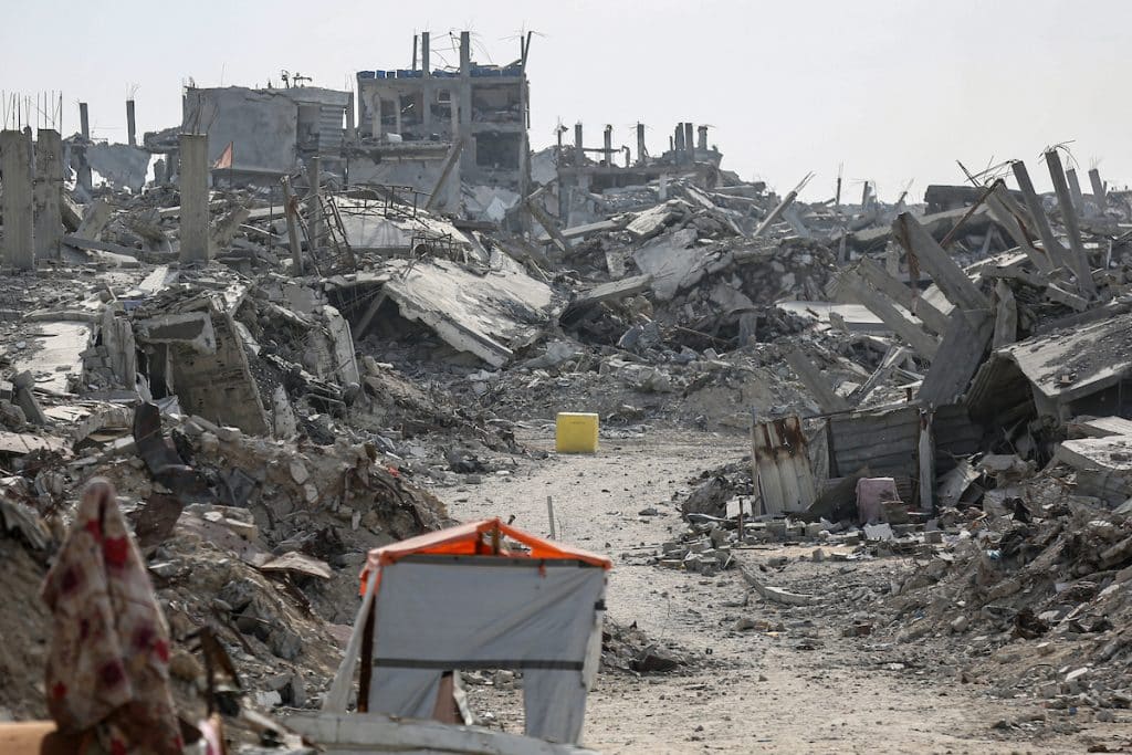 A yellow concrete block, placed by Israeli army, is seen in the Jabalia area in the northern Gaza Strip on November 2, 2025. (Photo: Omar Ashtawy/APA Images)