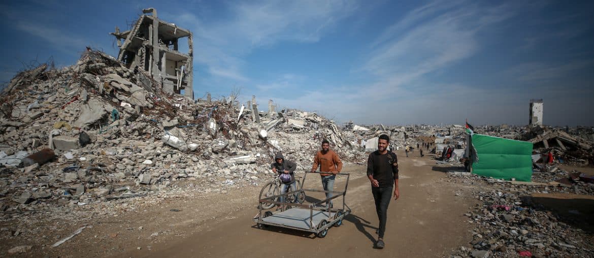 A general view of the extensive destruction in the Zeitoun neighborhood, southeast of Gaza City, on November 17, 2025. (Photo: Omar Ashtawy/APA Images)