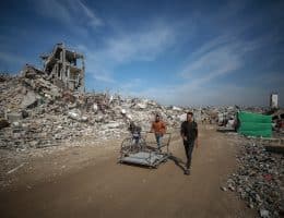 A general view of the extensive destruction in the Zeitoun neighborhood, southeast of Gaza City, on November 17, 2025. (Photo: Omar Ashtawy/APA Images)