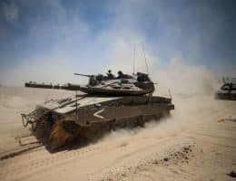 Israeli army tank deploys near the Gaza border, May 20, 2025. (Photo: © Saeed Qaq/ZUMA Press Wire/ZUMA Wire/APA Images)