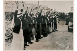 Palestinian revolutionaries caught by the British authorities during the 1936-39 Palestinian revolution. (Photo: Wikimedia Commons)