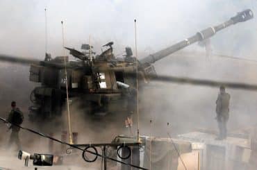 An Israeli artillery unit carries out a military drill at the crossroads between Lebanon, Syria, and Israel on August 28, 2023. (Photo: © Atef Safadi/EFE via ZUMA Press/APA images)