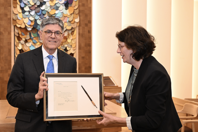 Ambassador Jack Lew participates at 4th Sacks Conversation at the National Library of Israel on November 21, 2024 (Wikimedia)