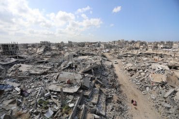 Scenes showing the widespread destruction of buildings and infrastructure caused by Israeli attacks during the Gaza genocide in Beit Lahia in the northern Gaza Strip. February 22, 2026. (Photo: Omar Ashtawy/APA Images)
