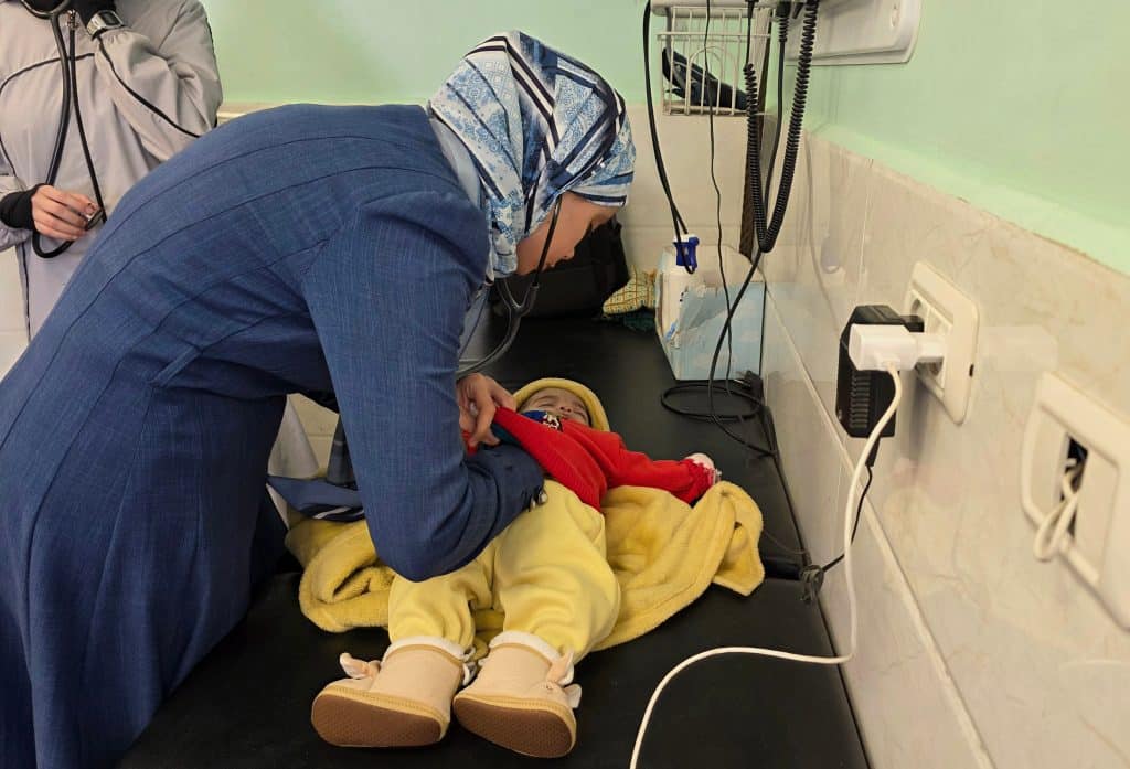 Palestinian infants face life-threatening acute malnutrition in Gaza due to the critical shortage of baby formula, which has completely run out for babies under 6 months, April 4, 2026. (Photo: Tariq Mohammad/APA Images)