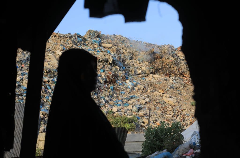 Displaced Palestinians are living in dilapidated tents near a garbage dump in a school, amid a worsening rodent infestation, Gaza City, April 14, 2026. (Photo: Bilal Osama/APA Images)
