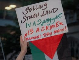 Photo taken at PAL-Awda NY/NJ's protest against the illegal "Great Israeli Real Estate Event of 2026" on May 5, 2026, at the Park East Synagogue in Manhattan. (Photo: PAL-Awda NY/NJ)