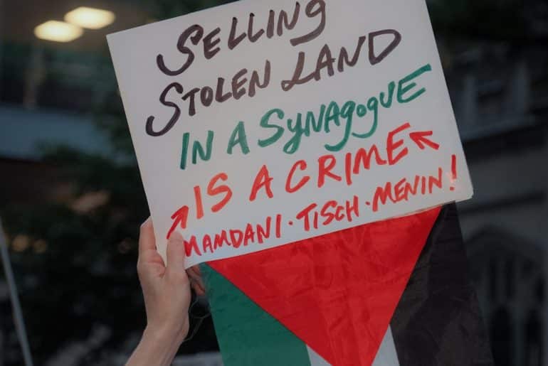 Photo taken at PAL-Awda NY/NJ's protest against the illegal "Great Israeli Real Estate Event of 2026" on May 5, 2026, at the Park East Synagogue in Manhattan. (Photo: PAL-Awda NY/NJ)