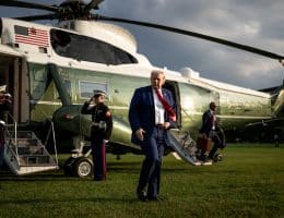 President Donald J. Trump disembarks from Marine One on the Ellipse in Washington, D.C., on Wednesday, July 22, 2026, and departs for the White House. (Official White House Photo by Patrick B. Ruddy)
