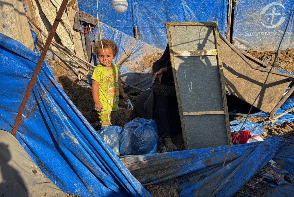 Aftermath of an Israeli airstrike on the pharmaceuticals warehouse of al-Aqsa Martyrs Hospital in Deir al-Balah, central Gaza, August 1, 2026. (Photo: Ahmed Ibrahim/APA Images)