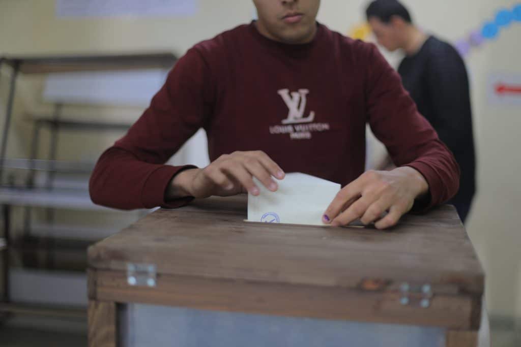 Palestinians cast thier ballots at a polling station during municipal elections in Deir al-Balah, Gaza Strip, on April 25, 2026. (Photo: Hadi Daoud/APA Images)
